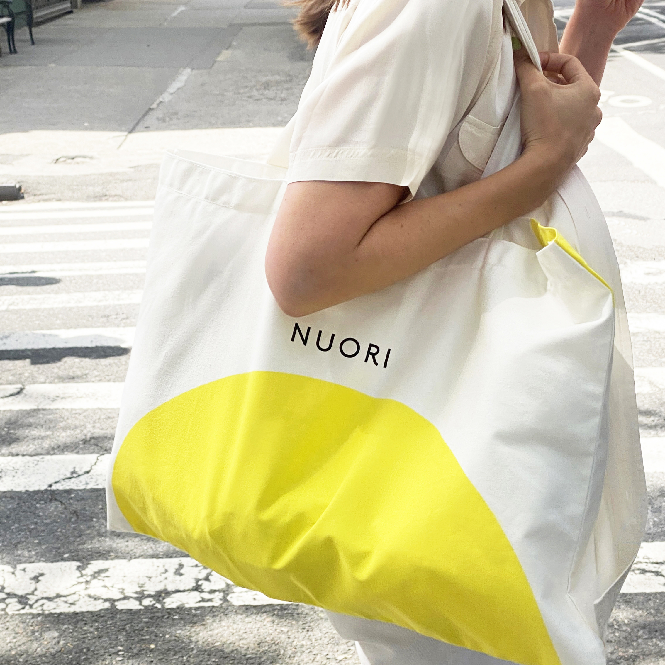 NUORI_Dot Tote_3_static